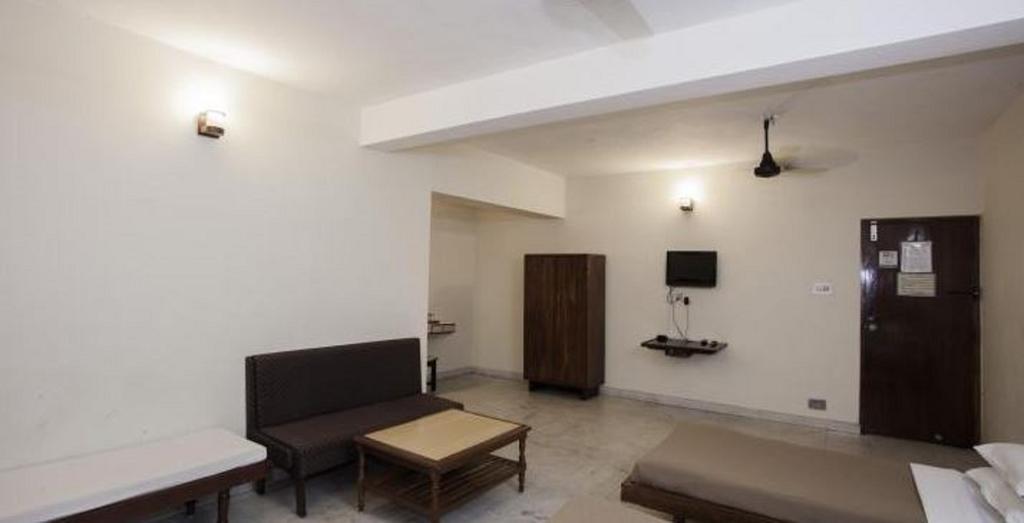 Hotel Ram International Pondicherry Exteriör bild